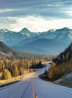 Autoroute et montagnes