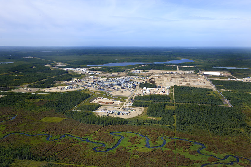 Photo aérienne des installations du projet d’exploitation de sables bitumineux Foster Creek de Cenovus, dans le Nord de l’Alberta